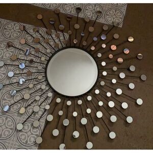 Beautiful Stunning Sunburst Mirror Decor